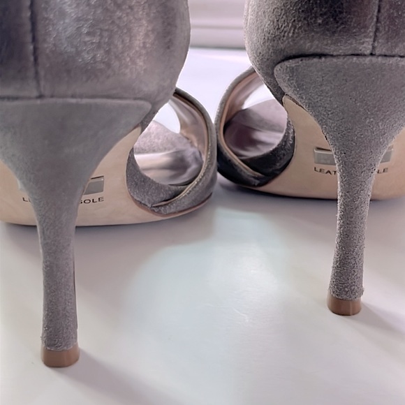 Badgley Mischka peep toe Pumps with jeweled buckle - Picture 9 of 9